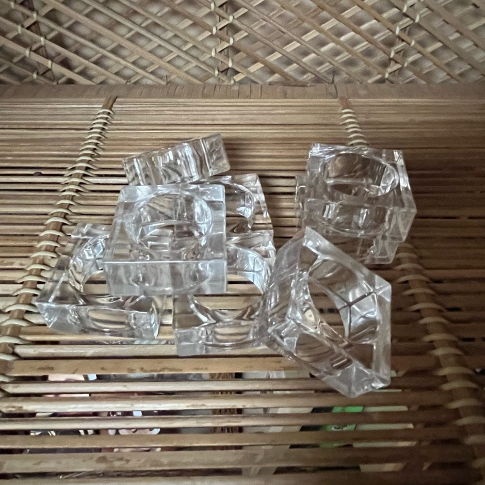 Lucite Napkin Rings - Picture 4 of 7